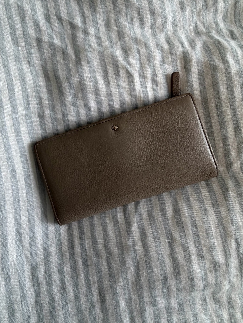 Kate Spade Beige Leather Wallet